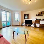 2 кімнати новобуд вернадського 6 червоноі калини лісна * Lviv