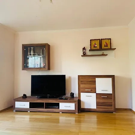 2 кімнати новобуд вернадського 6 червоноі калини лісна Apartment Lviv